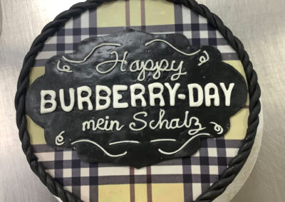 Torte online bestellen - Burberry-Day
